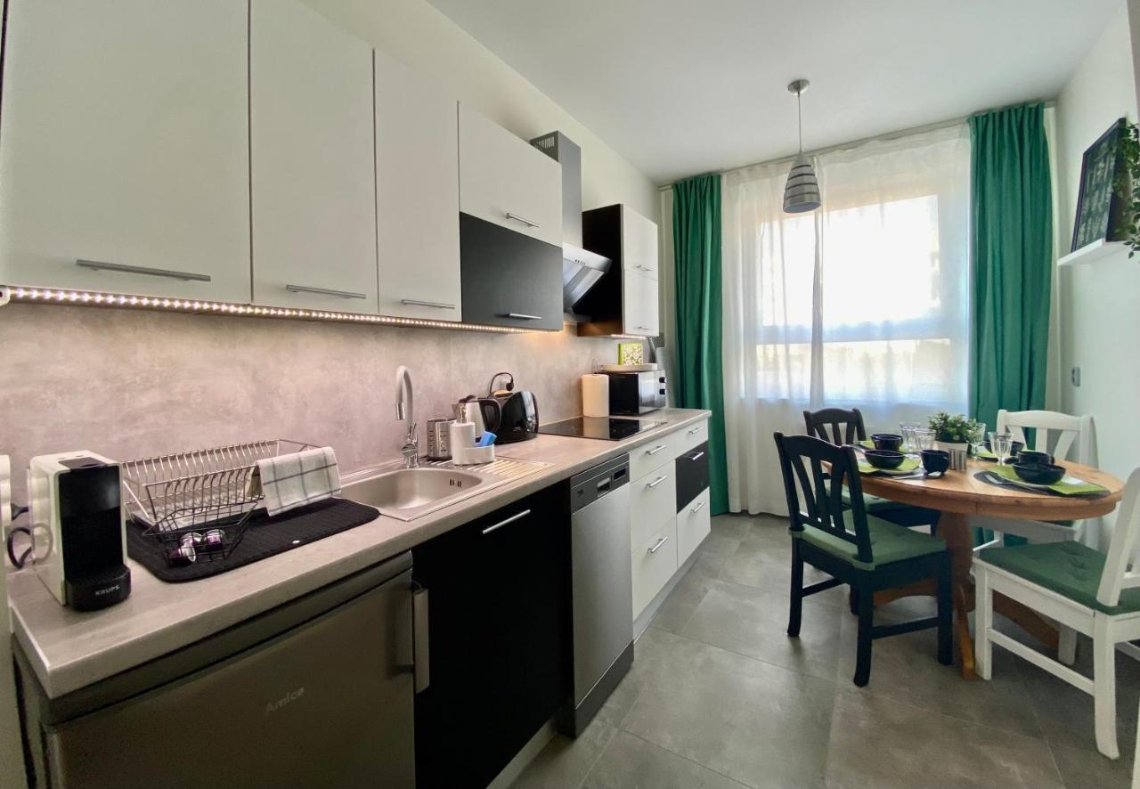 Wroclaw Premium Apartment 4You Buitenkant foto