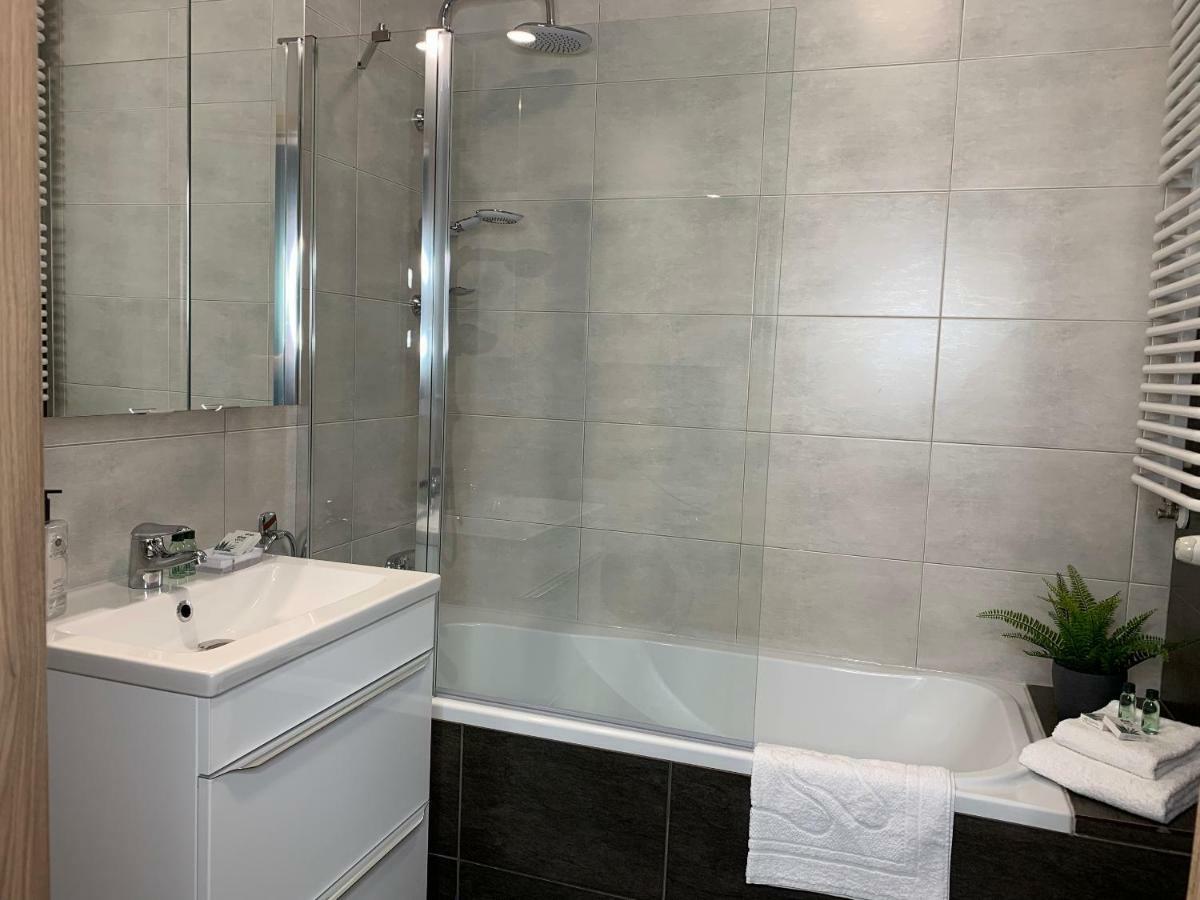 Wroclaw Premium Apartment 4You Buitenkant foto